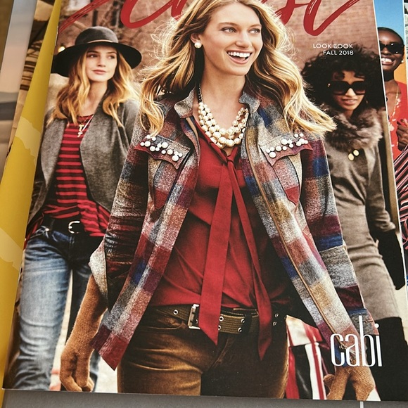 Fabulous😱#3555 Collage Jacket in gorgeous fall toned plaid and pearl accents - Picture 1 of 12